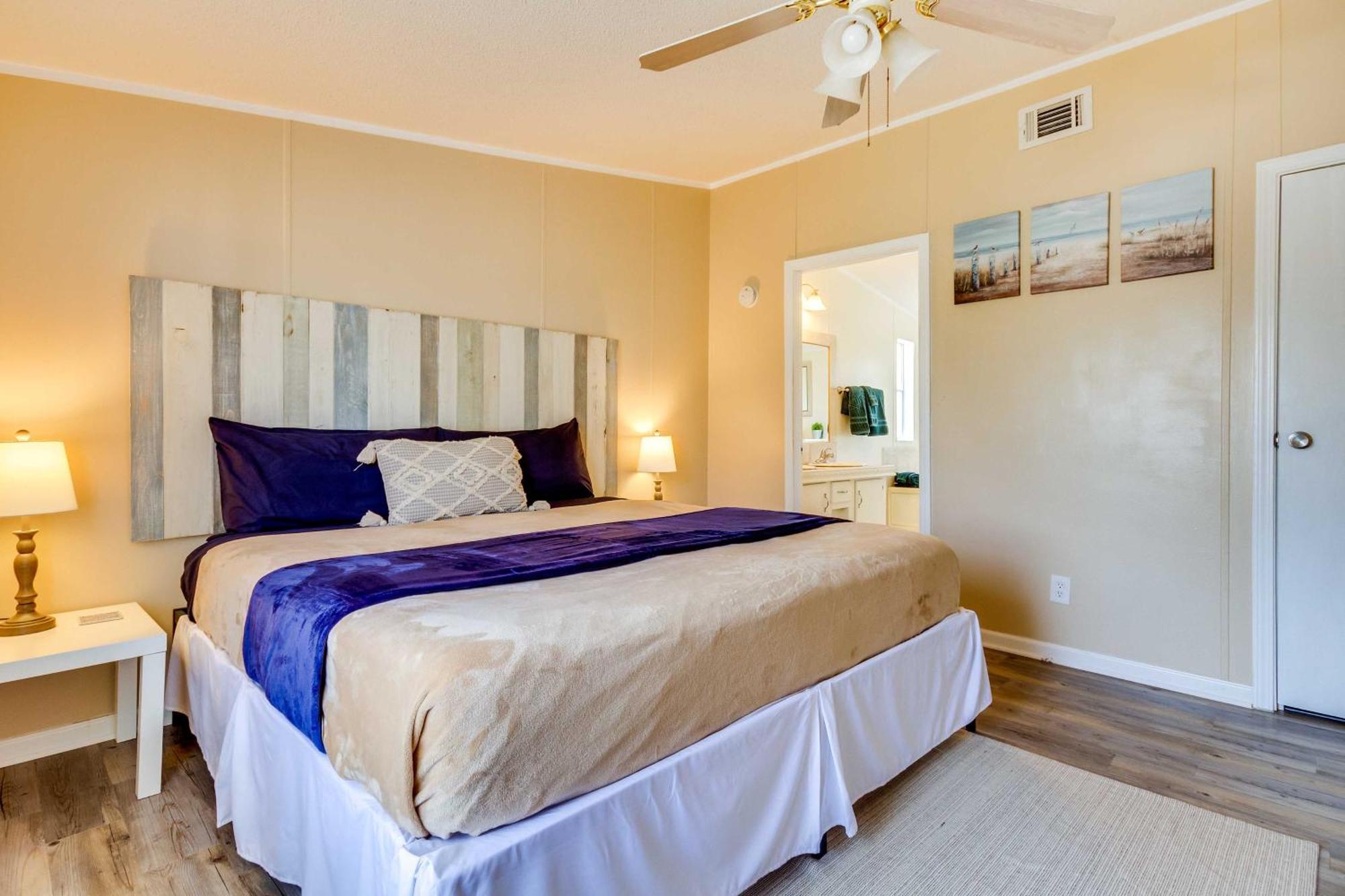 Stunning Pensacola Home, 8 Mi To Downtown! Bagian luar foto