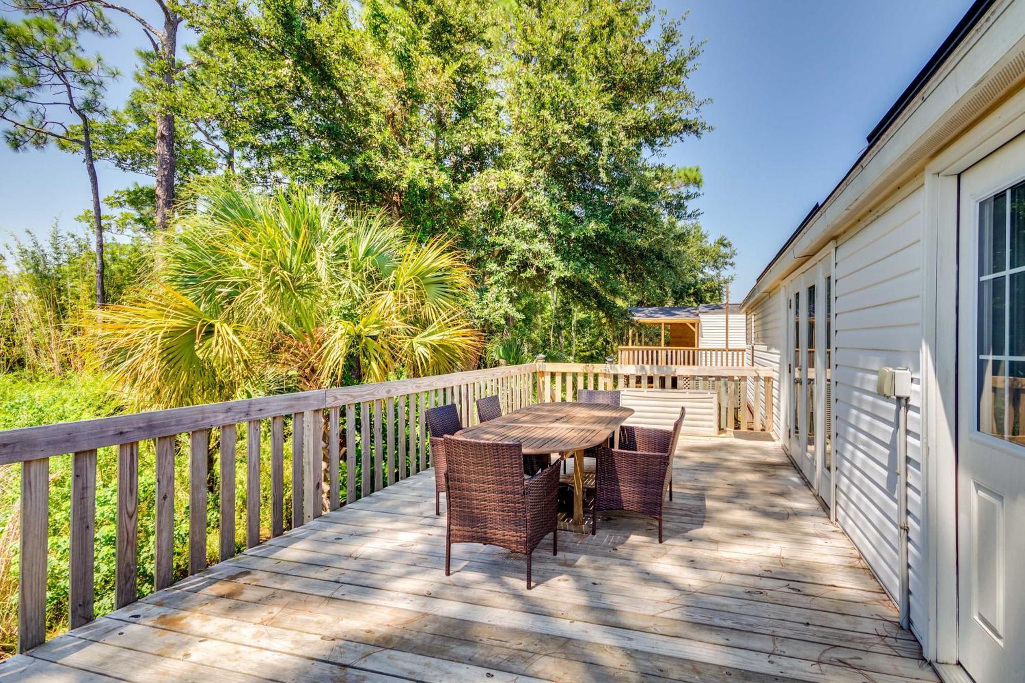 Stunning Pensacola Home, 8 Mi To Downtown! Bagian luar foto